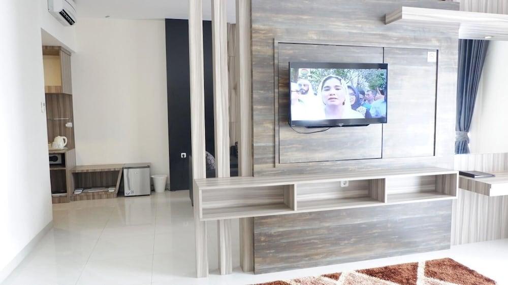 Vega Prime Hotel & Convention Sorong Extérieur photo