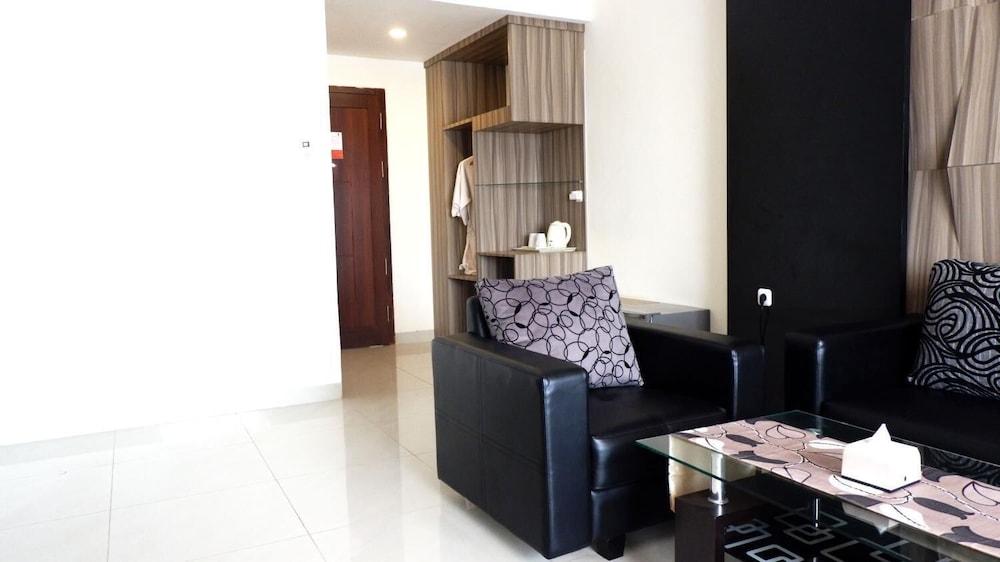 Vega Prime Hotel & Convention Sorong Extérieur photo