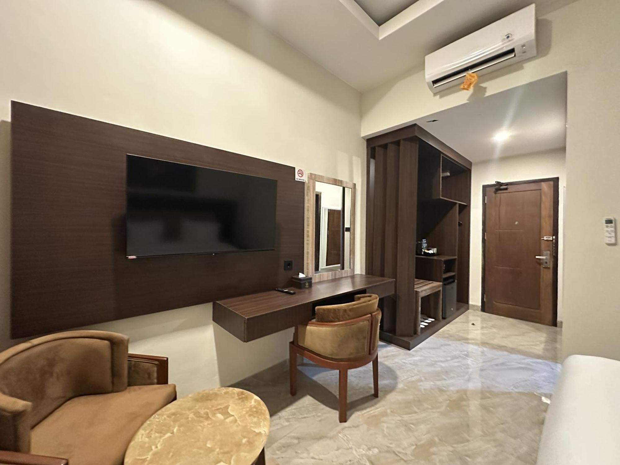 Vega Prime Hotel & Convention Sorong Chambre photo