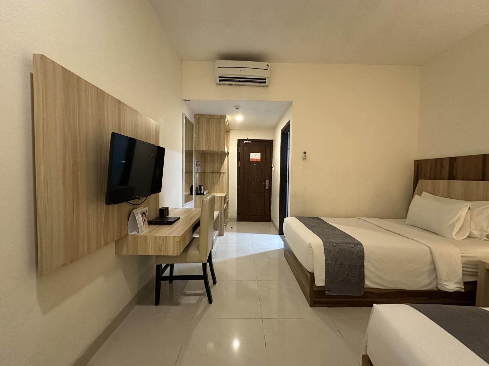 Vega Prime Hotel & Convention Sorong Chambre photo