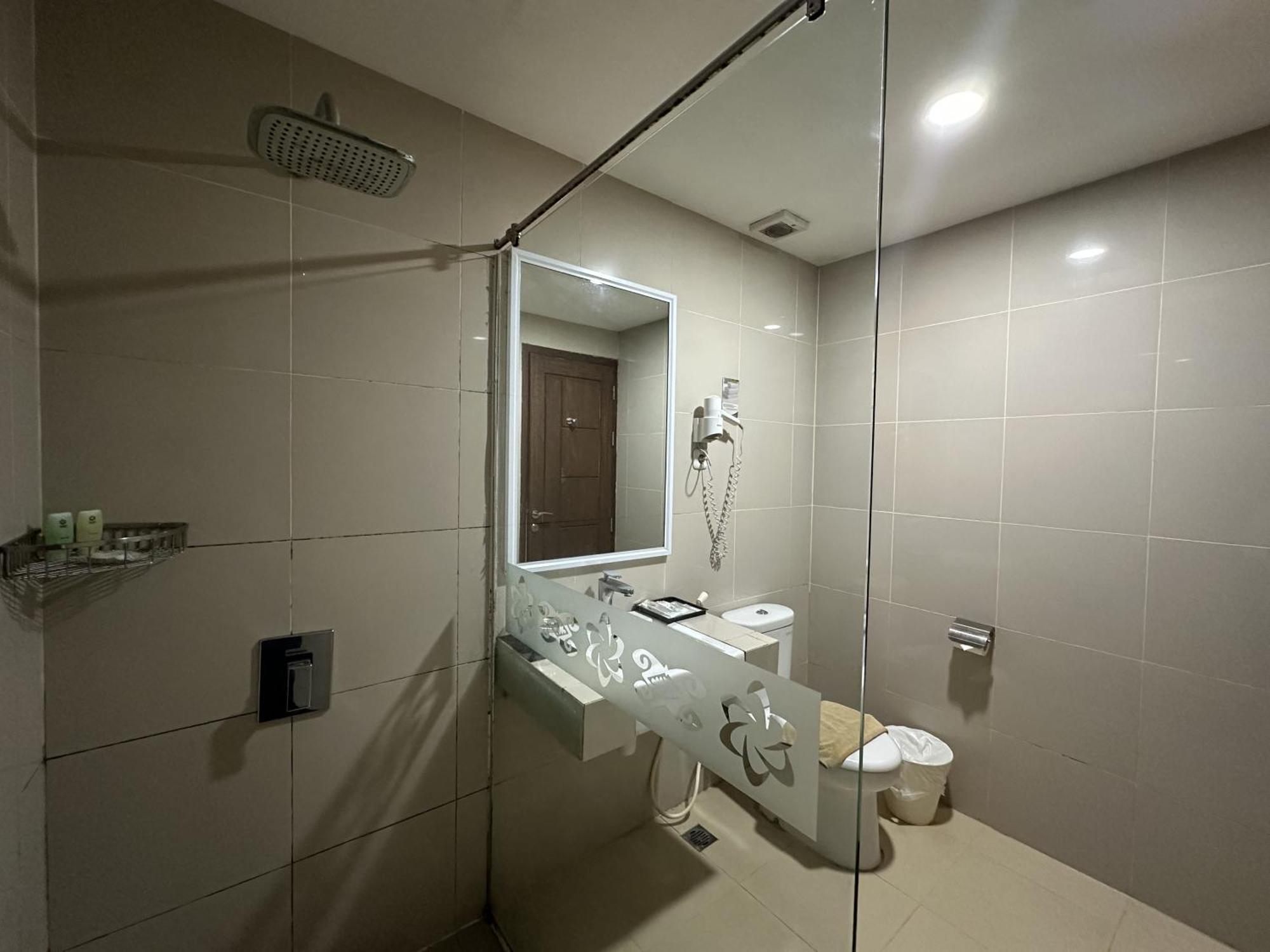 Vega Prime Hotel & Convention Sorong Chambre photo