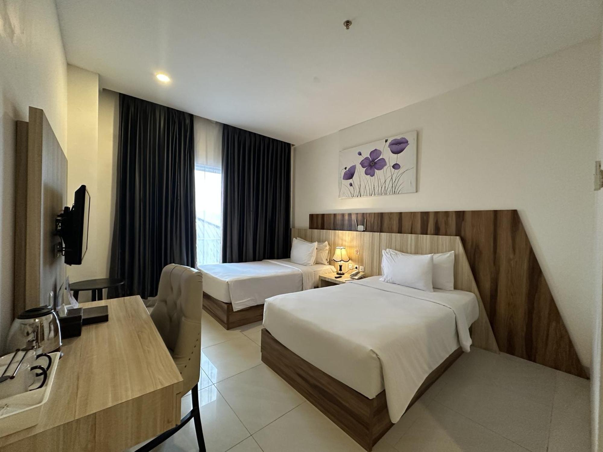 Vega Prime Hotel & Convention Sorong Chambre photo